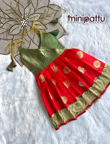 Hamsika - Green Red Frock Minipattu