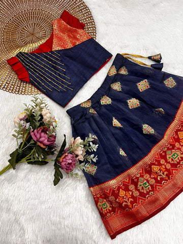 Lekha - Navy Red Patola Designer Minipattu