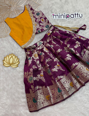 Dharsana - Musturd Yellow Voilet Designer Minipattu
