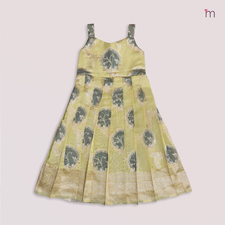 Niharika - Green 2 in 1 Designer MiniPattu