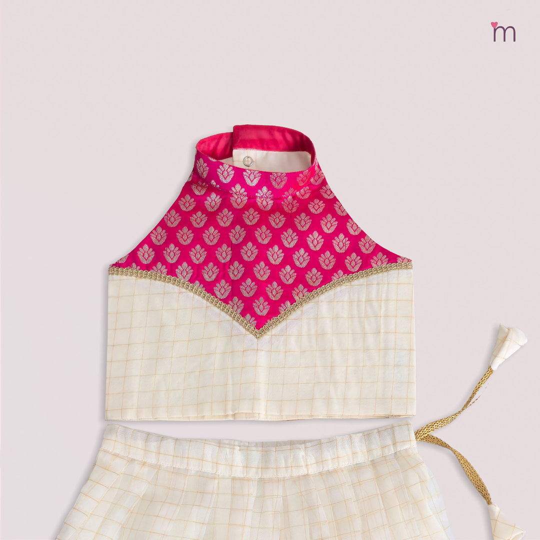 Swetha - Pink Halfwhite Checks Minipattu