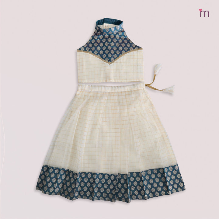 Swetha - Blue Halfwhite Checks Minipattu