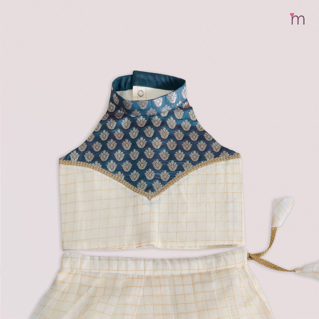 Swetha - Blue Halfwhite Checks Minipattu
