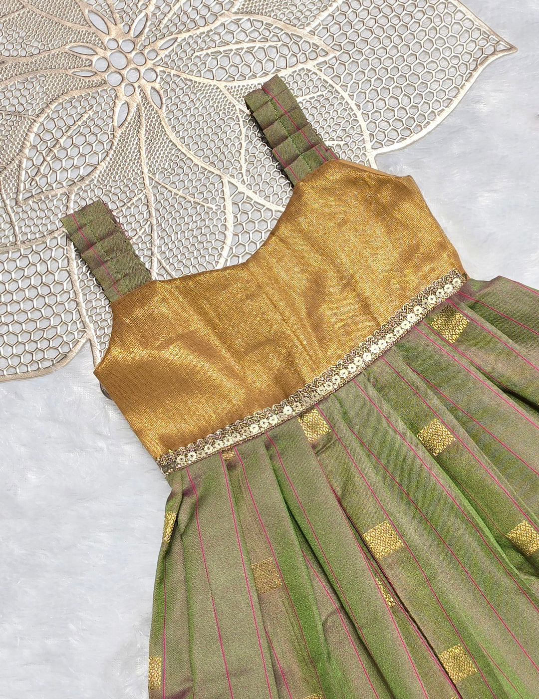 Yamini - Gold Green Frock Minipattu