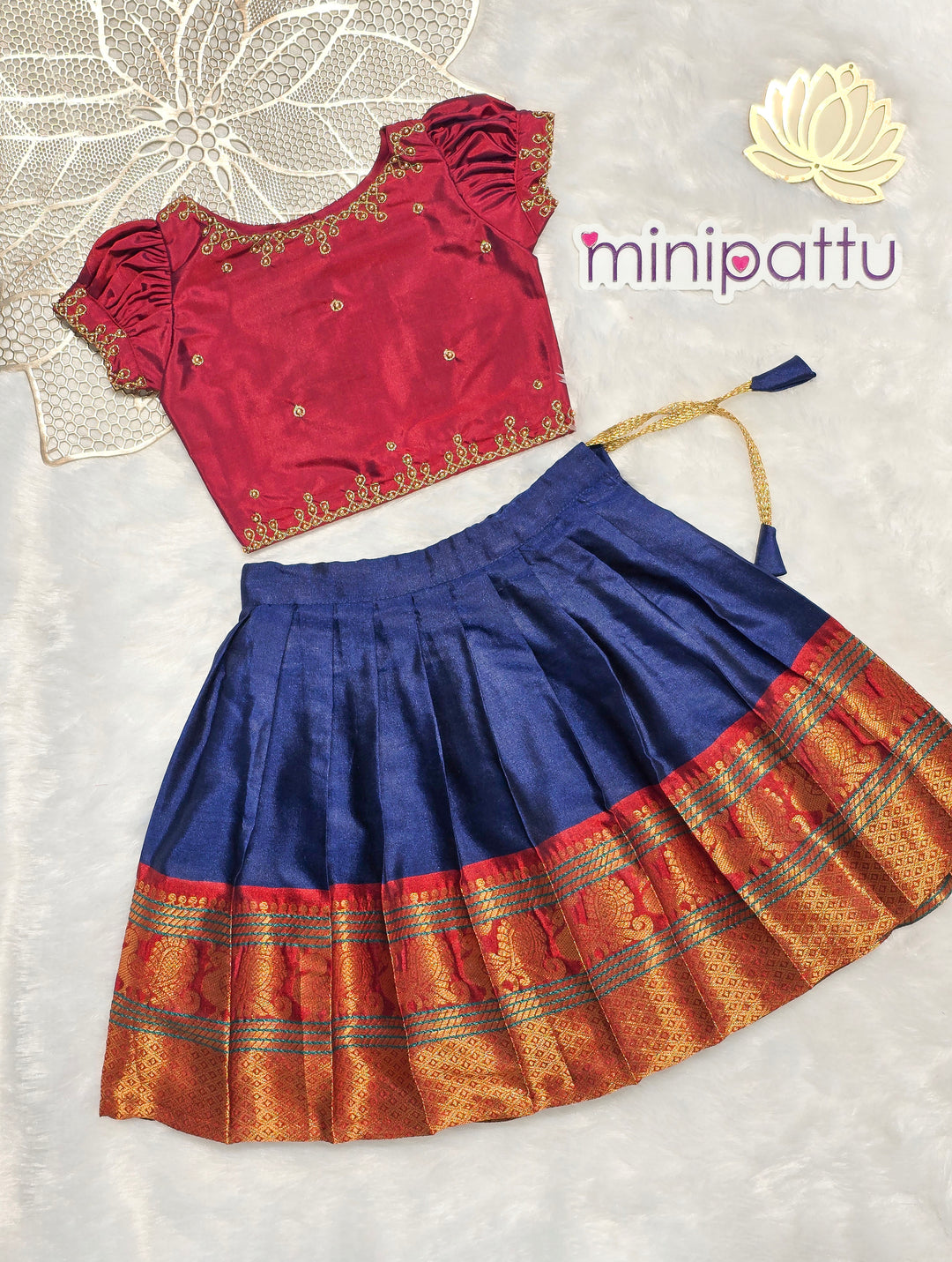 Kolam - Maroon Blue Designer Minipattu