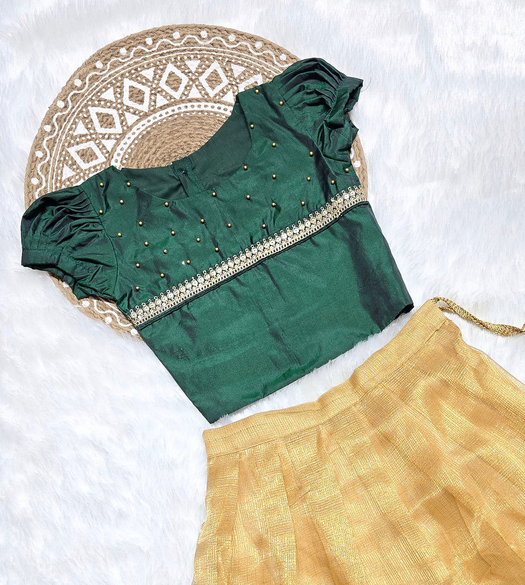 Vainavi - Green Gold Minipattu