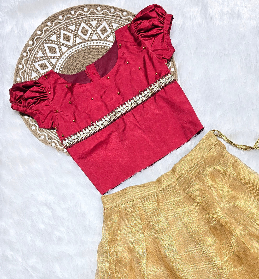 Vainavi - Maroon Gold Minipattu