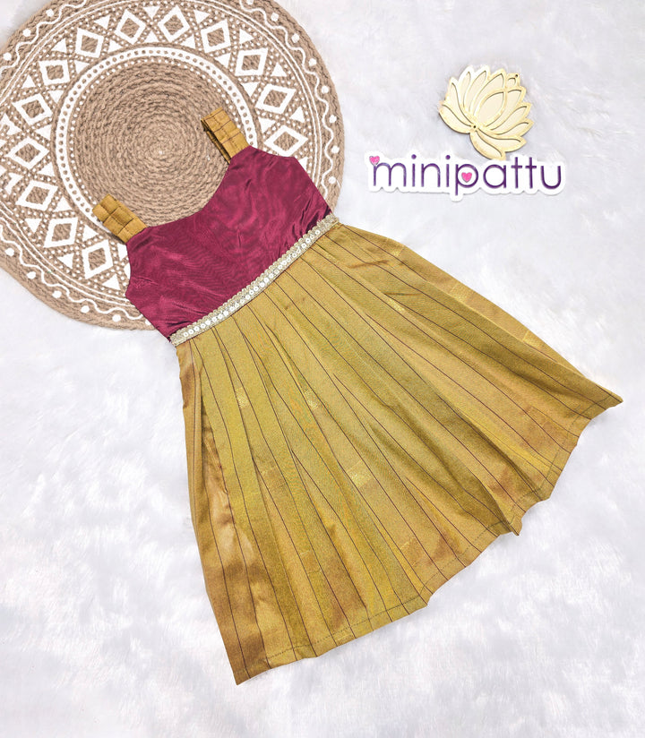 Yamini - Burgundy Mehandi Green Frock Minipattu