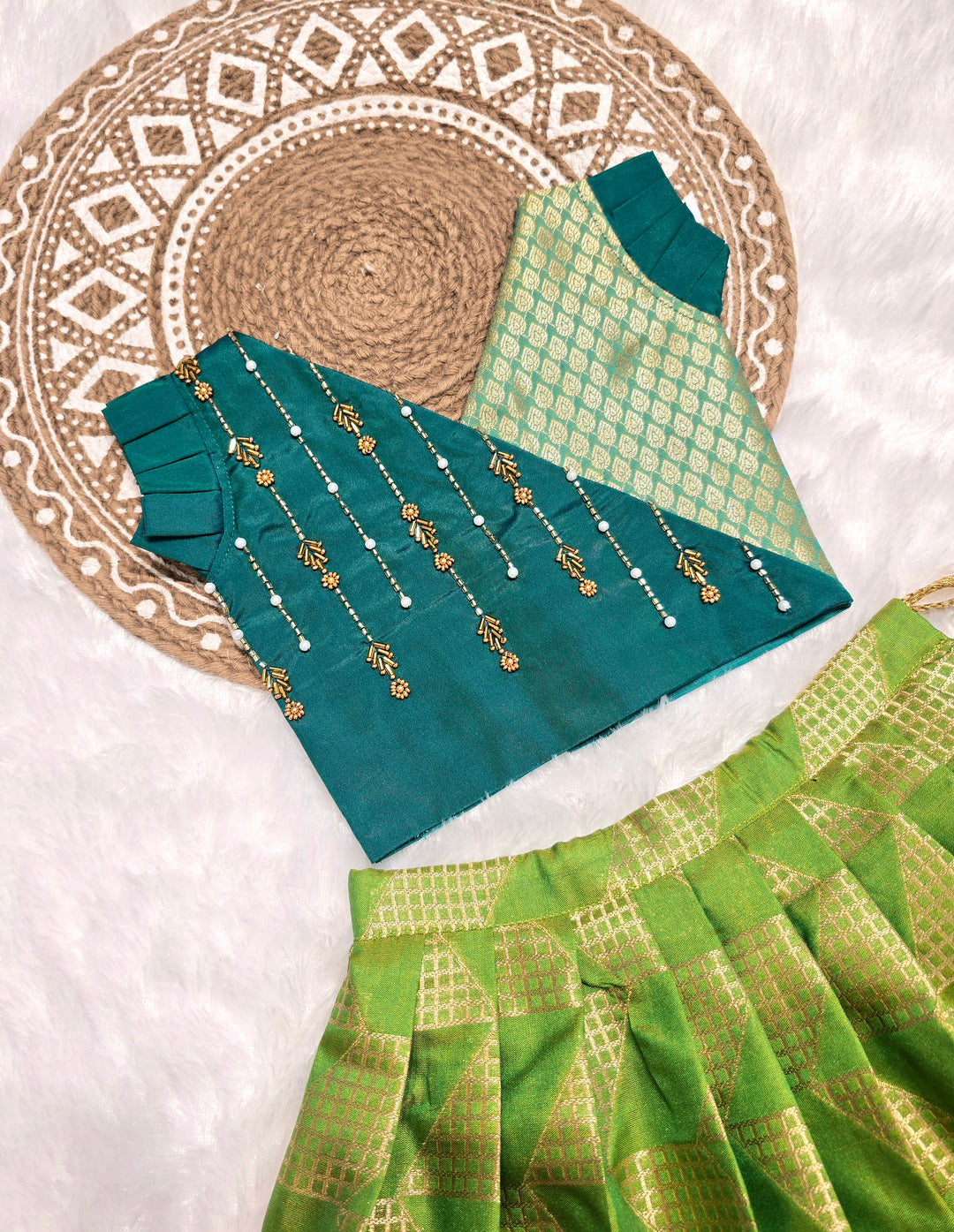 Sreesha Design Sreesha - Teal Leaf Green Designer Minipattu