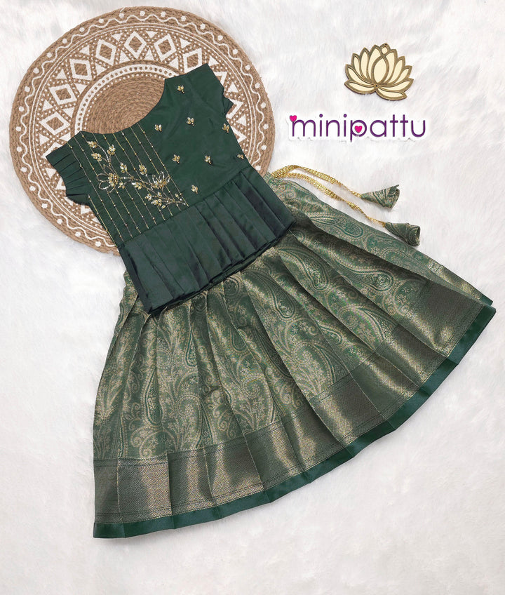 Apsara - Bottle Green Designer Minipattu