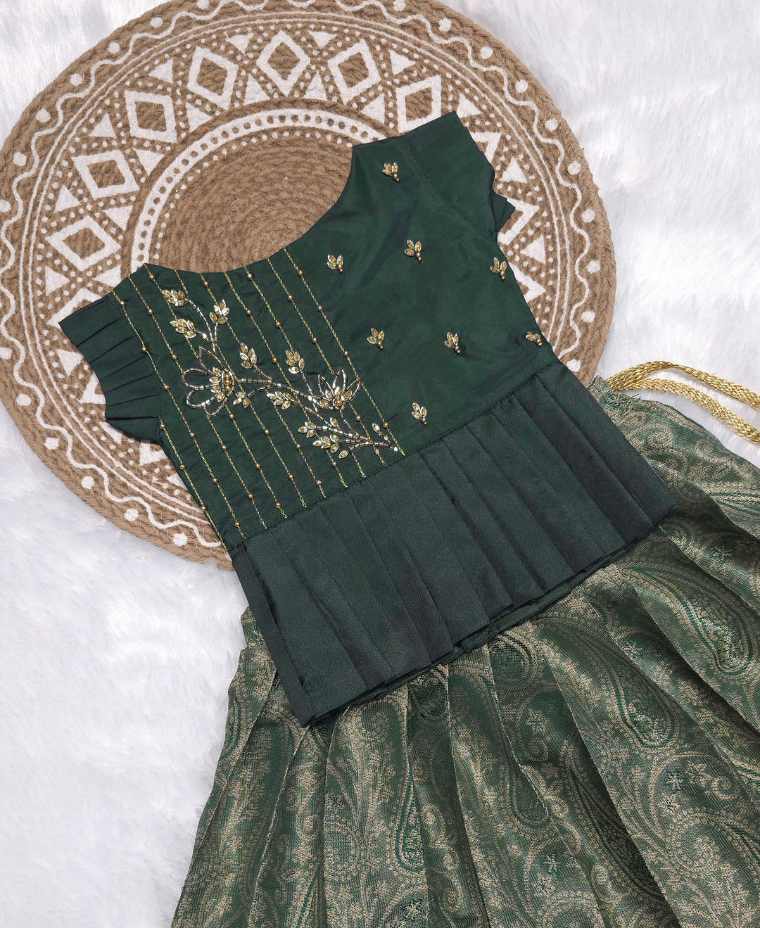 Apsara - Bottle Green Designer Minipattu