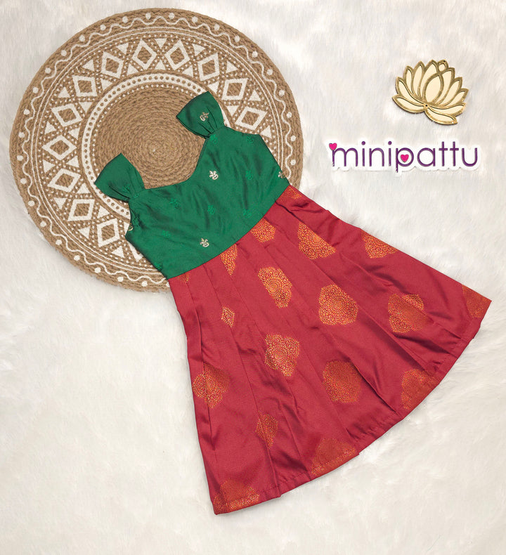 Rithu - Green Maroon Frock Minipattu