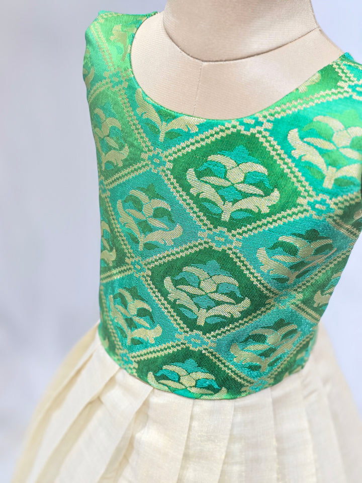 Hridaya - Green Minipattu