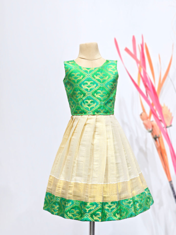 Hridaya - Green Minipattu