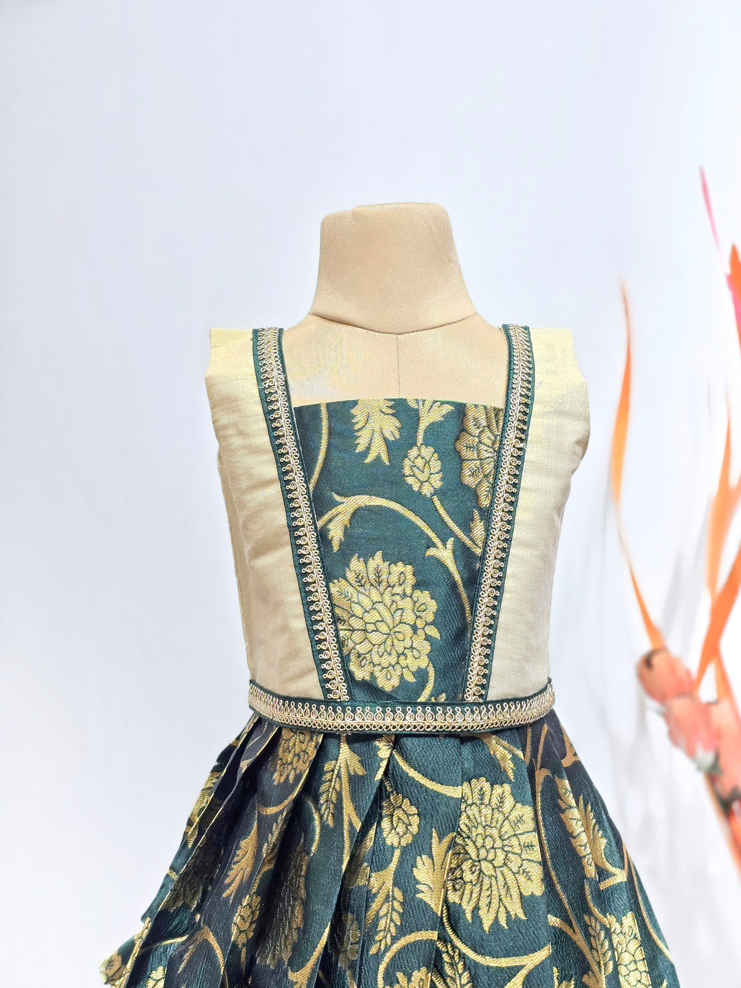 Devika - Green Brocade Minipattu