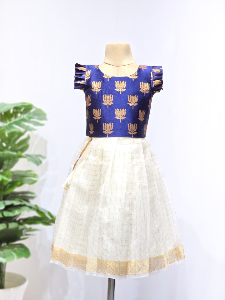 Pooja - Blue Checks Minipattu