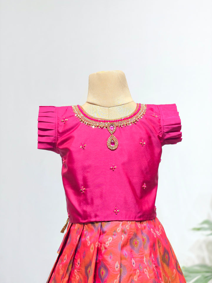 Vaishnavi - Magenta Designer Minipattu