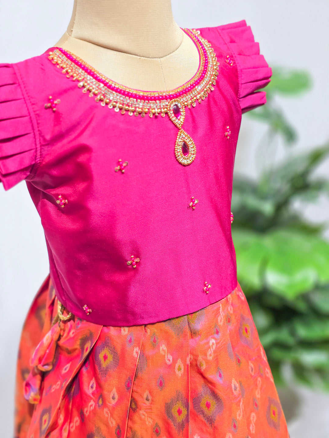 Vaishnavi - Magenta Designer Minipattu