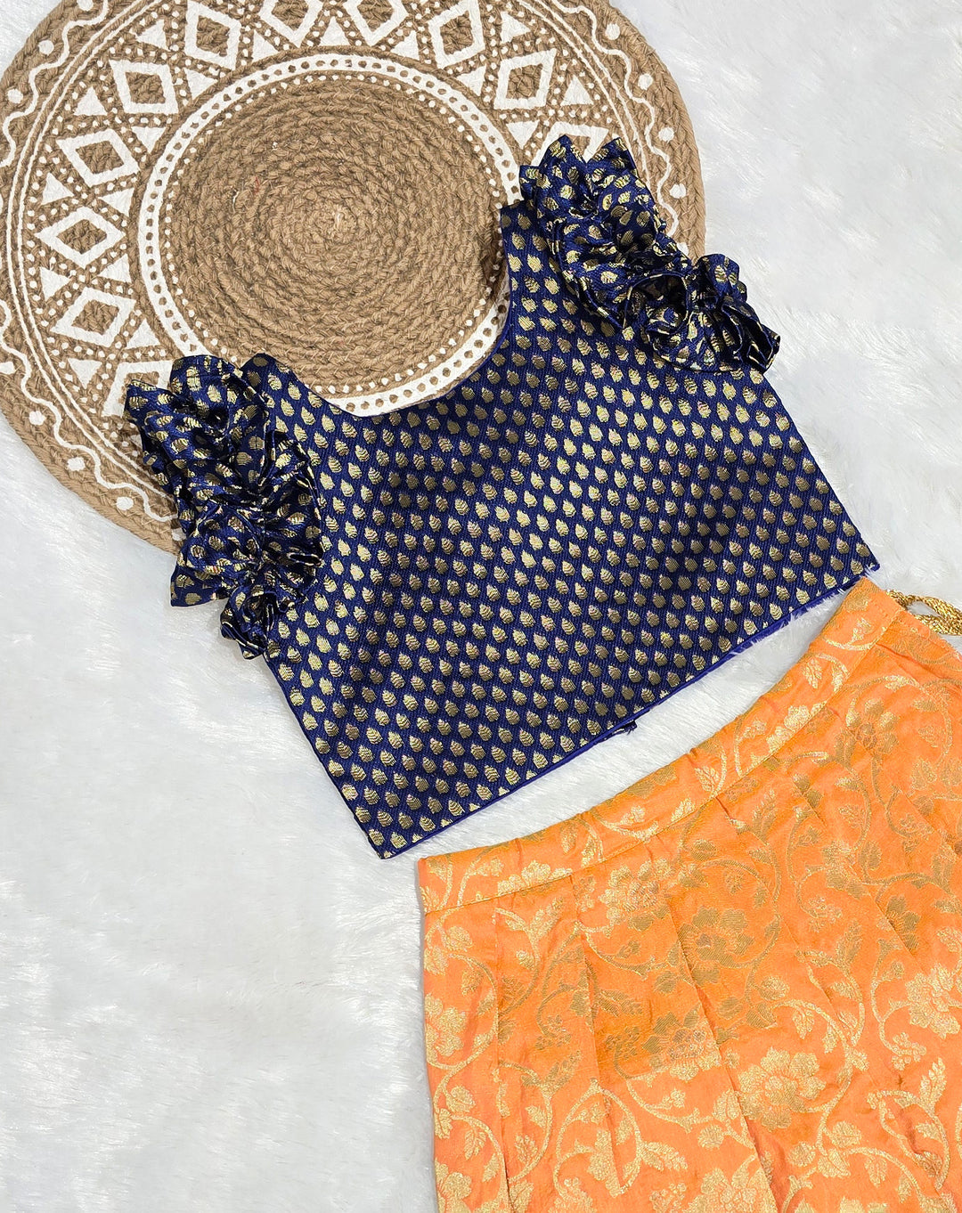 Amara - Navy Orange Minipattu