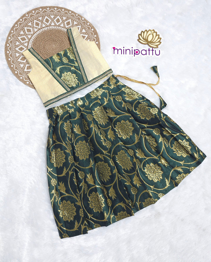 Devika - Green Brocade Minipattu