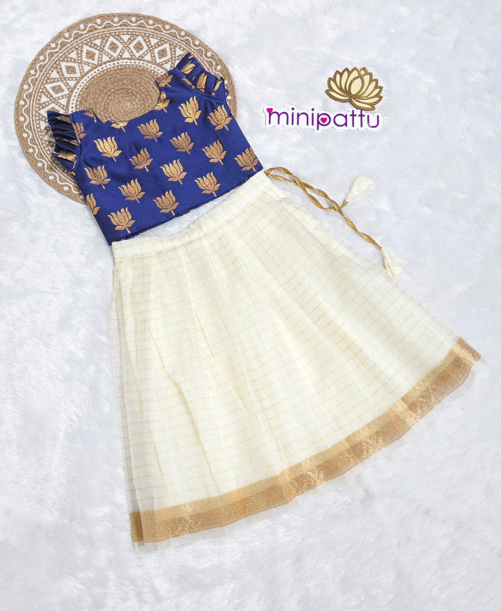 Pooja - Blue Checks Minipattu