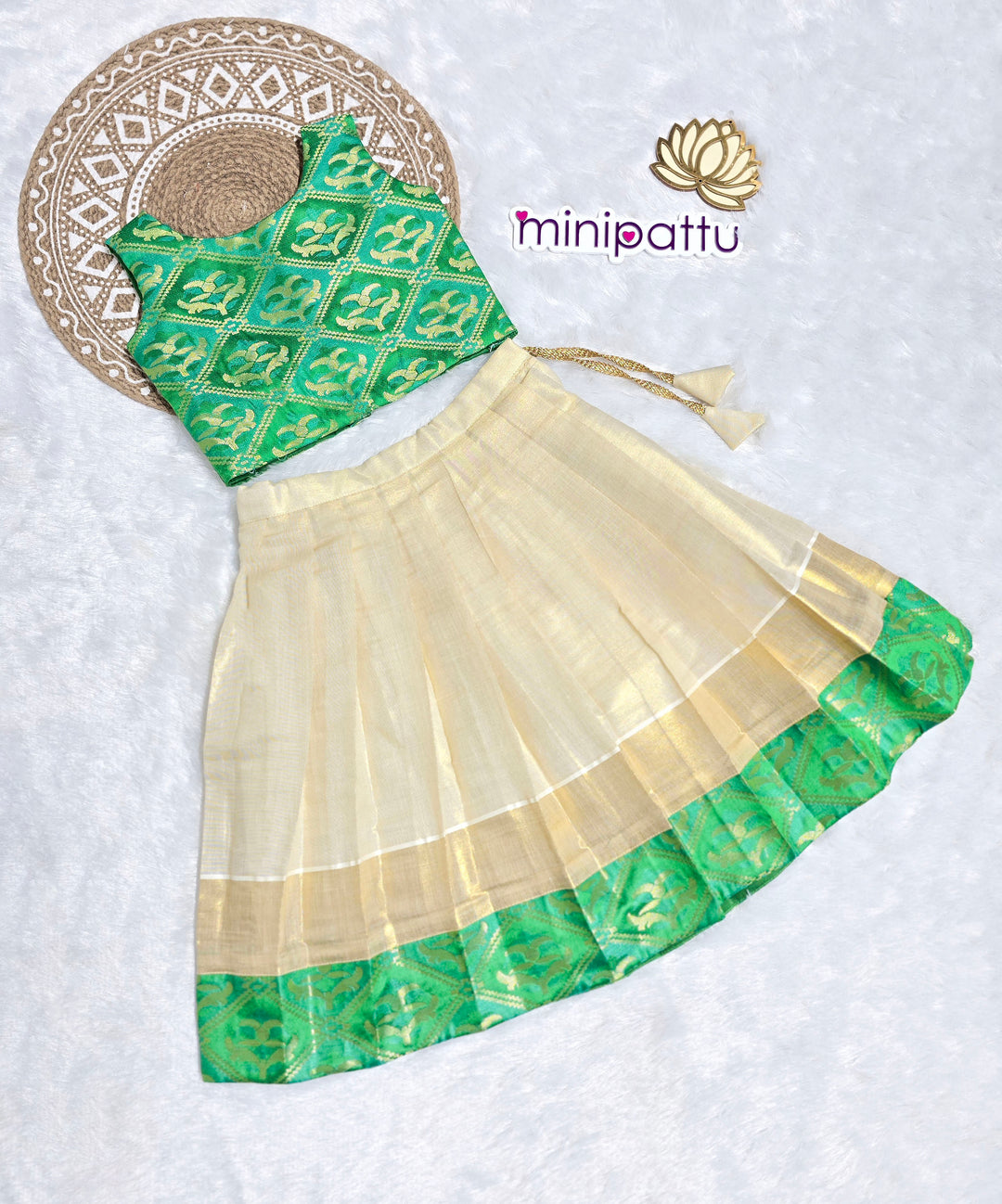 Hridaya - Green Minipattu