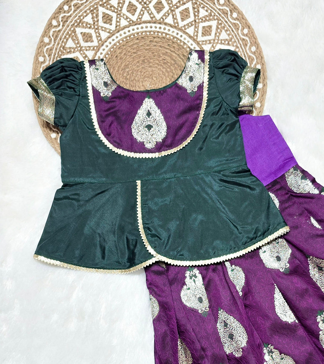 ILakiya - Green Purple Pattu Pavadai Minipattu