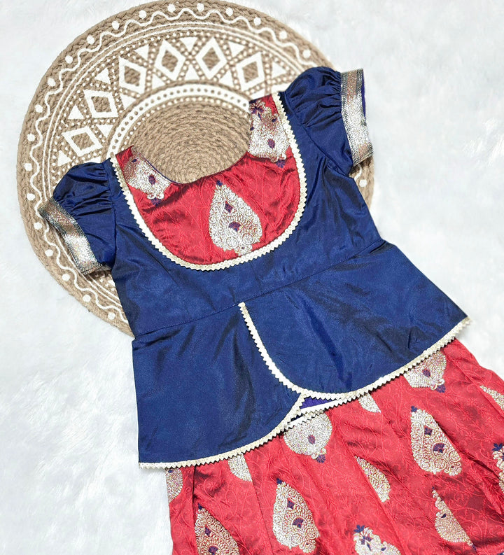 ILakiya - Blue Maroon Pattu Pavadai Minipattu