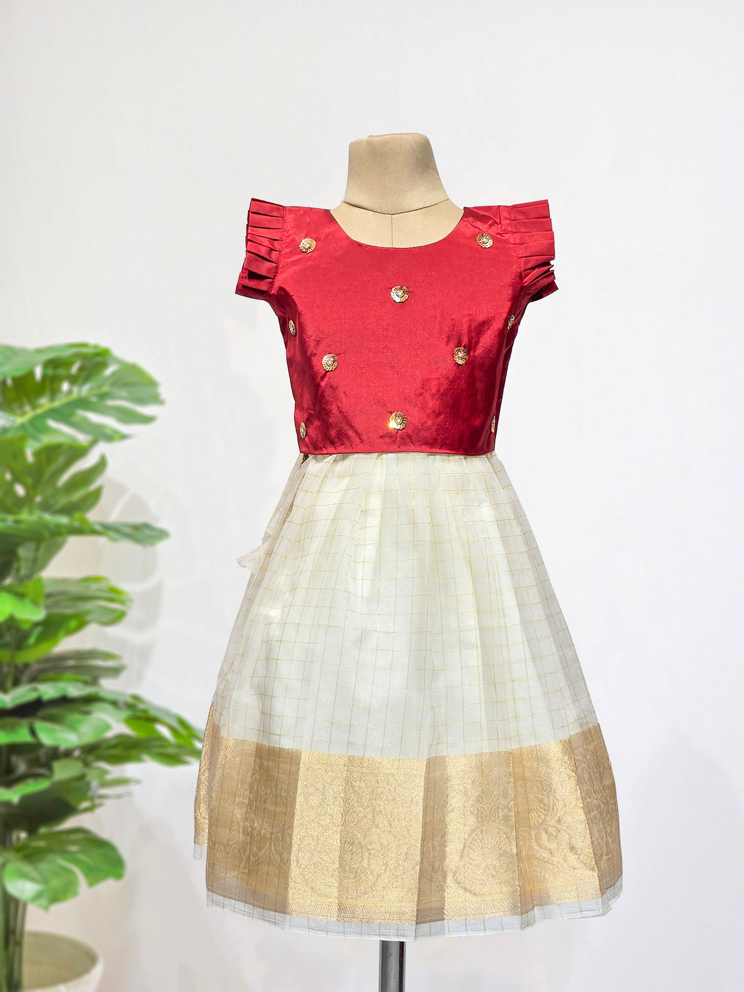 Niranjana - Maroon White Checks Designer Minipattu