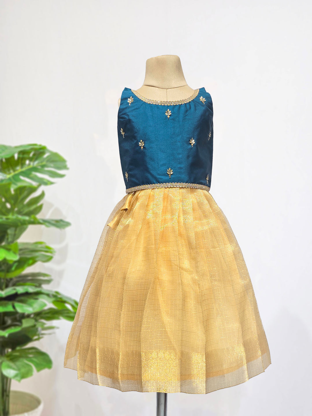 Rini - Teal Gold Minipattu