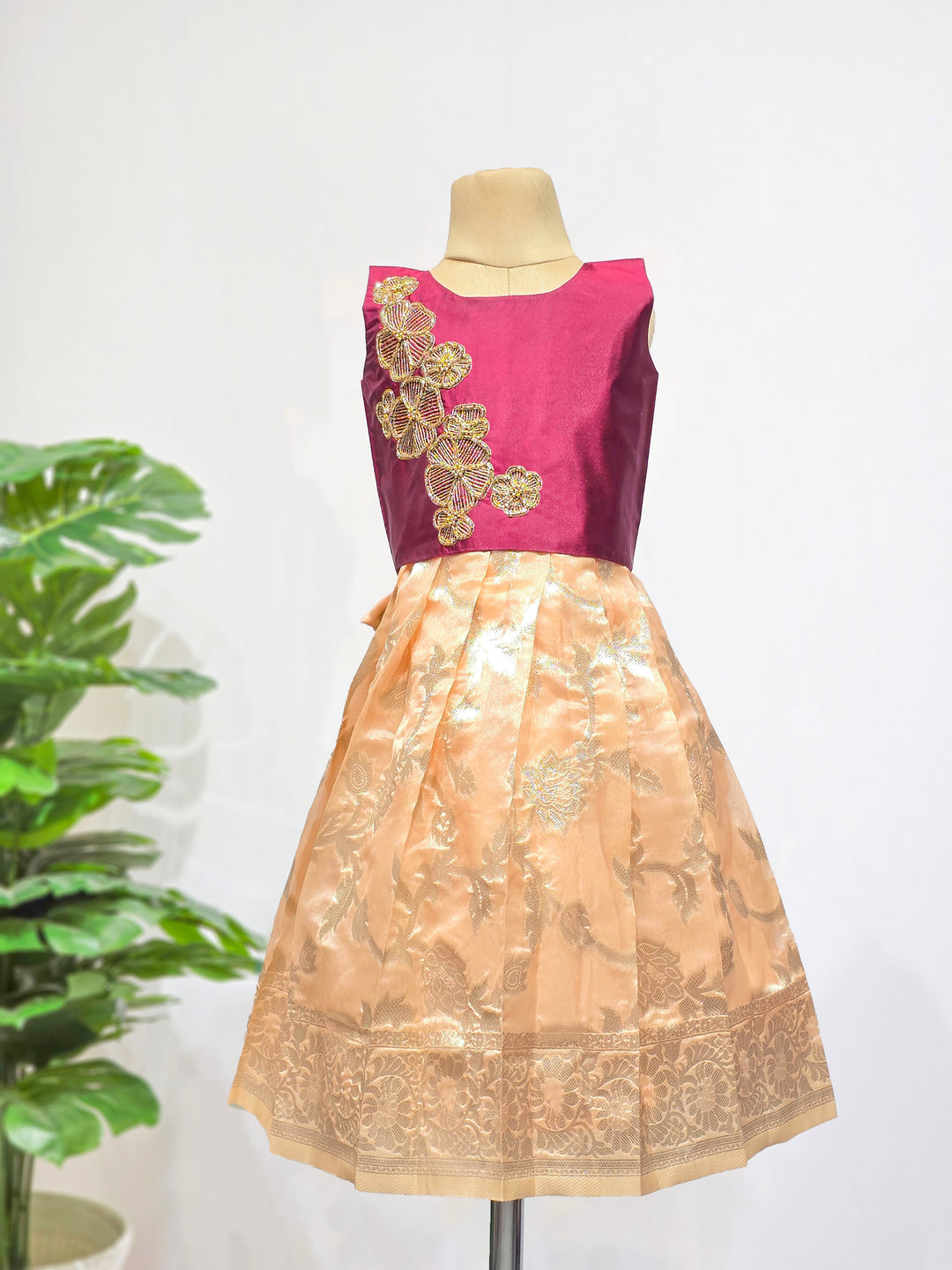 Ivana - Burgundy Designer Minipattu