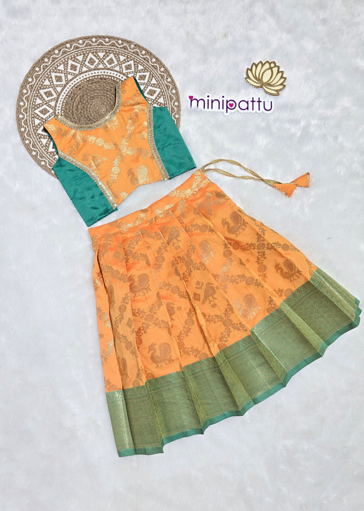 Magizh - Yellow Teal Green Minipattu