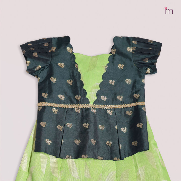 Varsha - Green Designer Minipattu