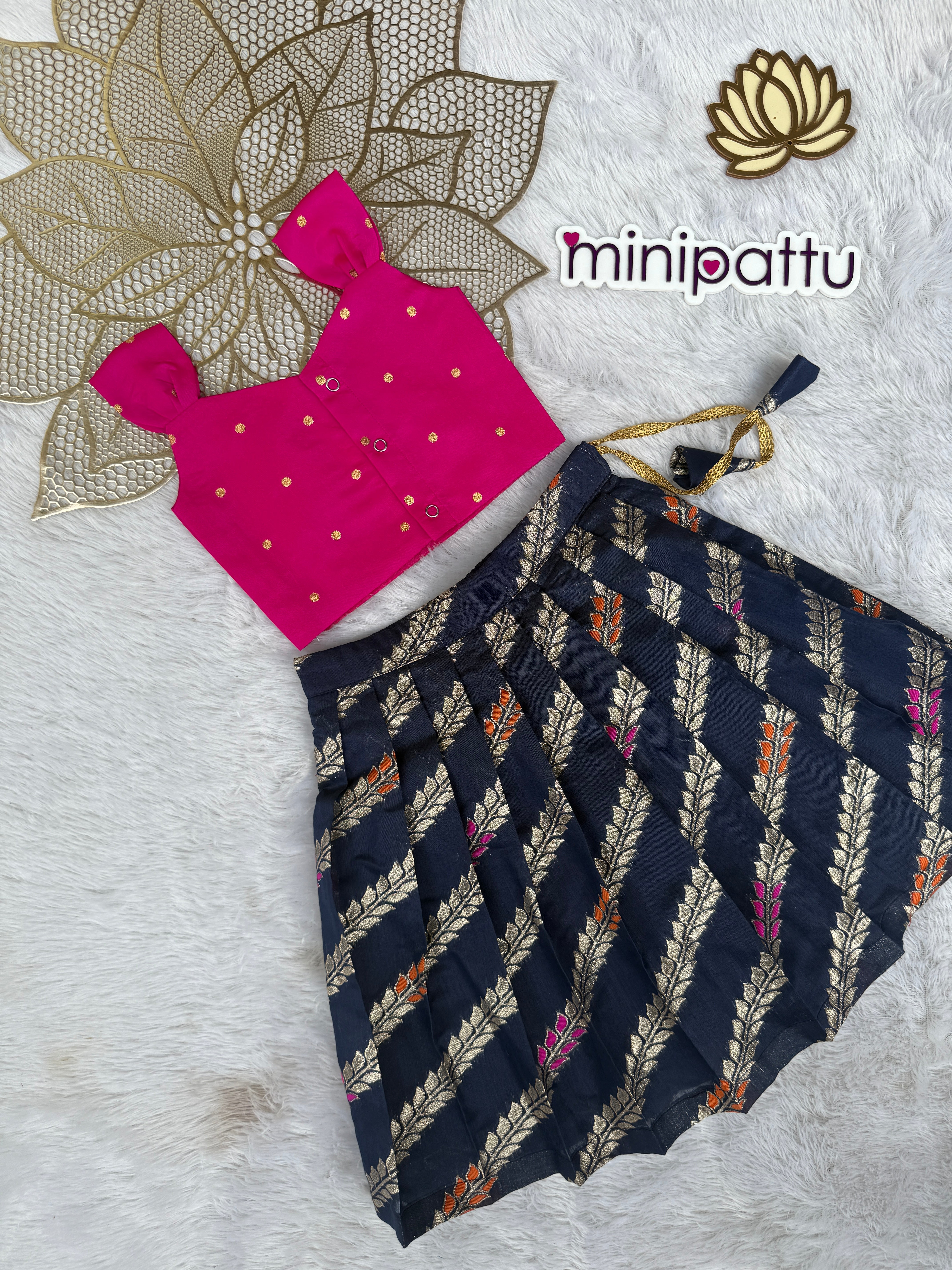 Sahana - Pink Blue Minipattu