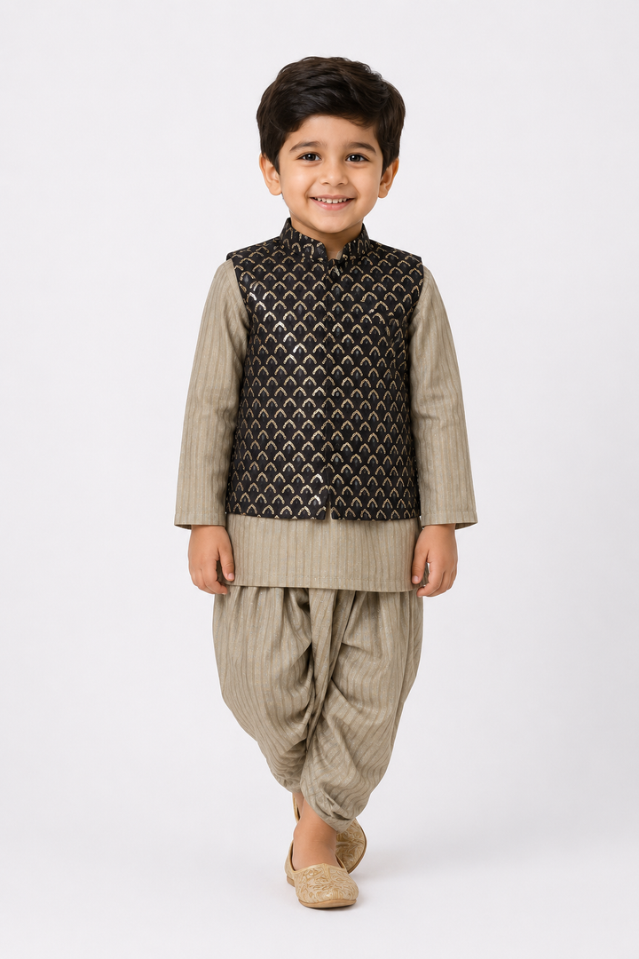 Nishaan - Black Sherwani set