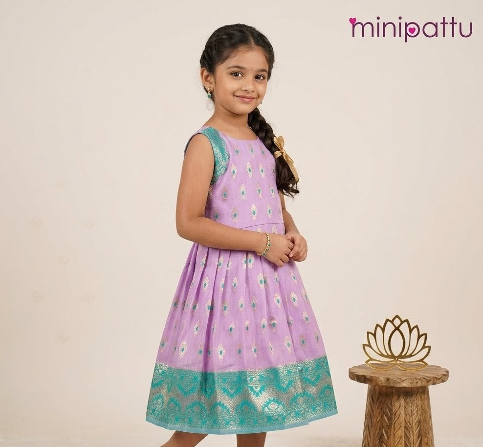 Roshini - Lavender Frock Minipattu