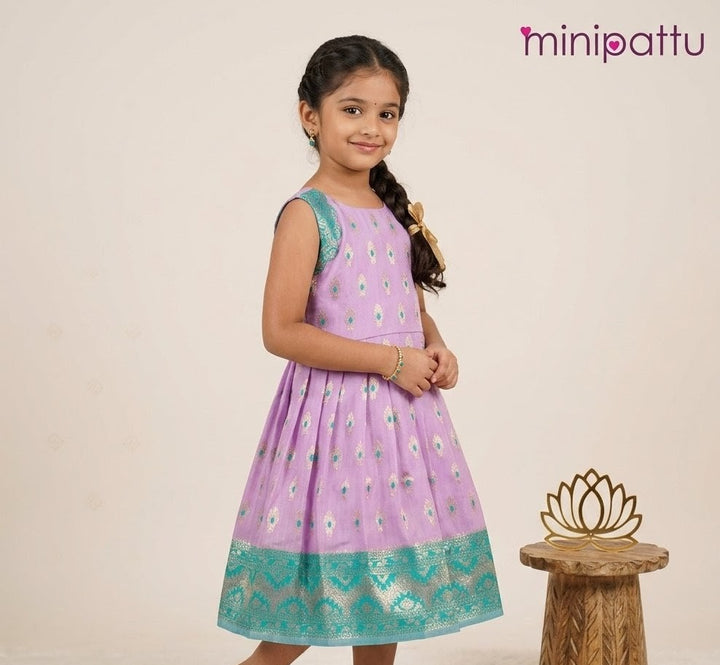 Roshini - Lavender Frock Minipattu