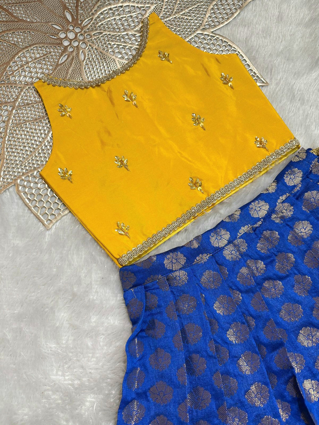 Reena - Yellow Royal Blue Designer Minipattu