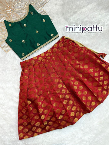 Reena - Green Maroon Designer Minipattu