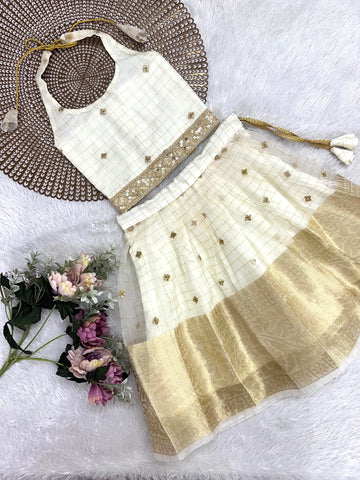 Tinu - Halfwhite check Designer Minipattu