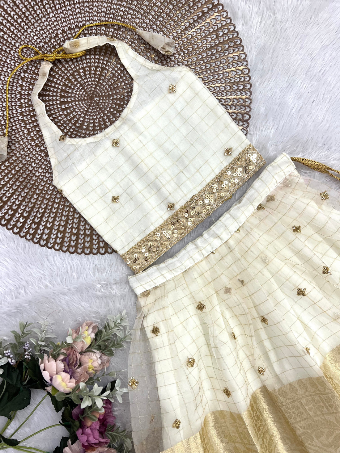 Tinu - Halfwhite check Designer Minipattu