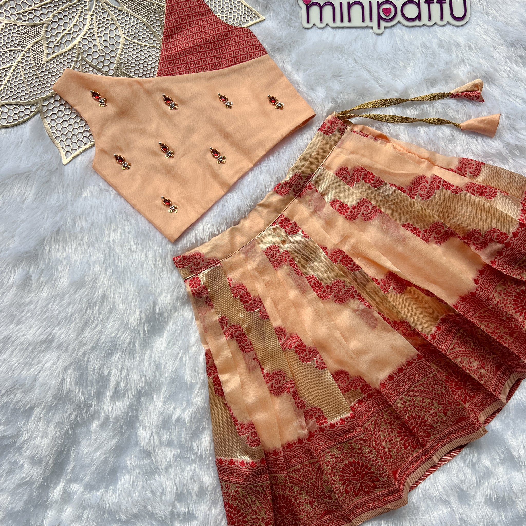 Bindu - Peach Designer Minipattu