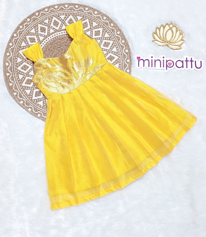 Iyla -Yellow Frock Minipattu