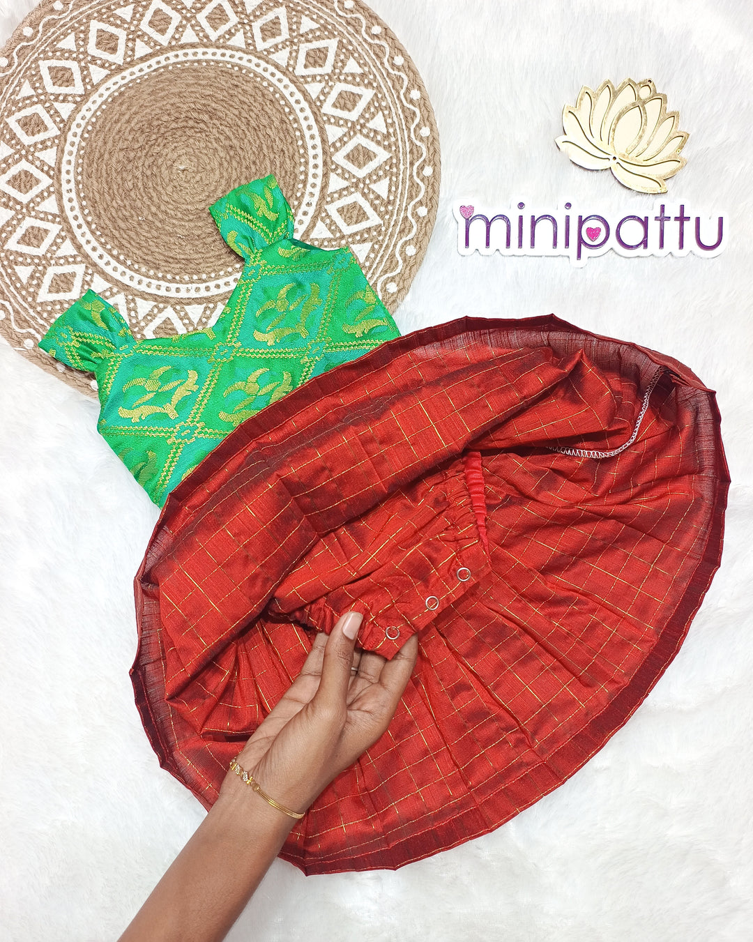 Ajanya - Green Rust Frock-Cum-Romper Minipattu