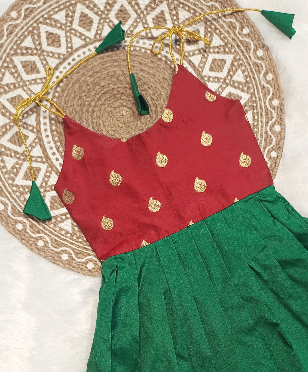 Vinusha - Maroon Green Frock-Cum-Romper Minipattu