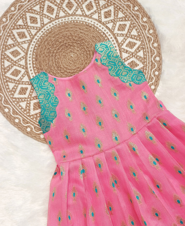 Roshini - Pink Frock Minipattu