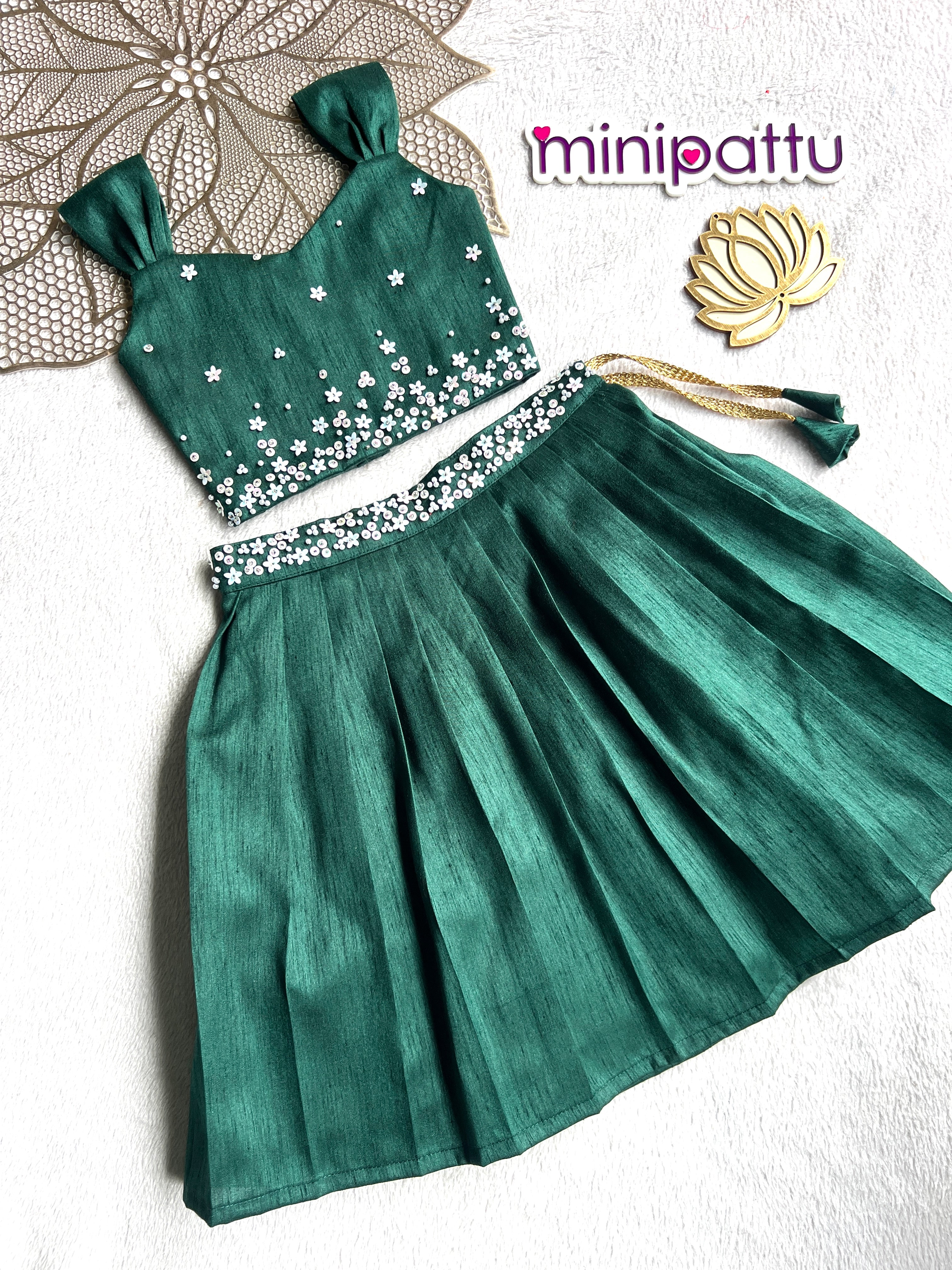 Jingle - Green Designer Minipattu