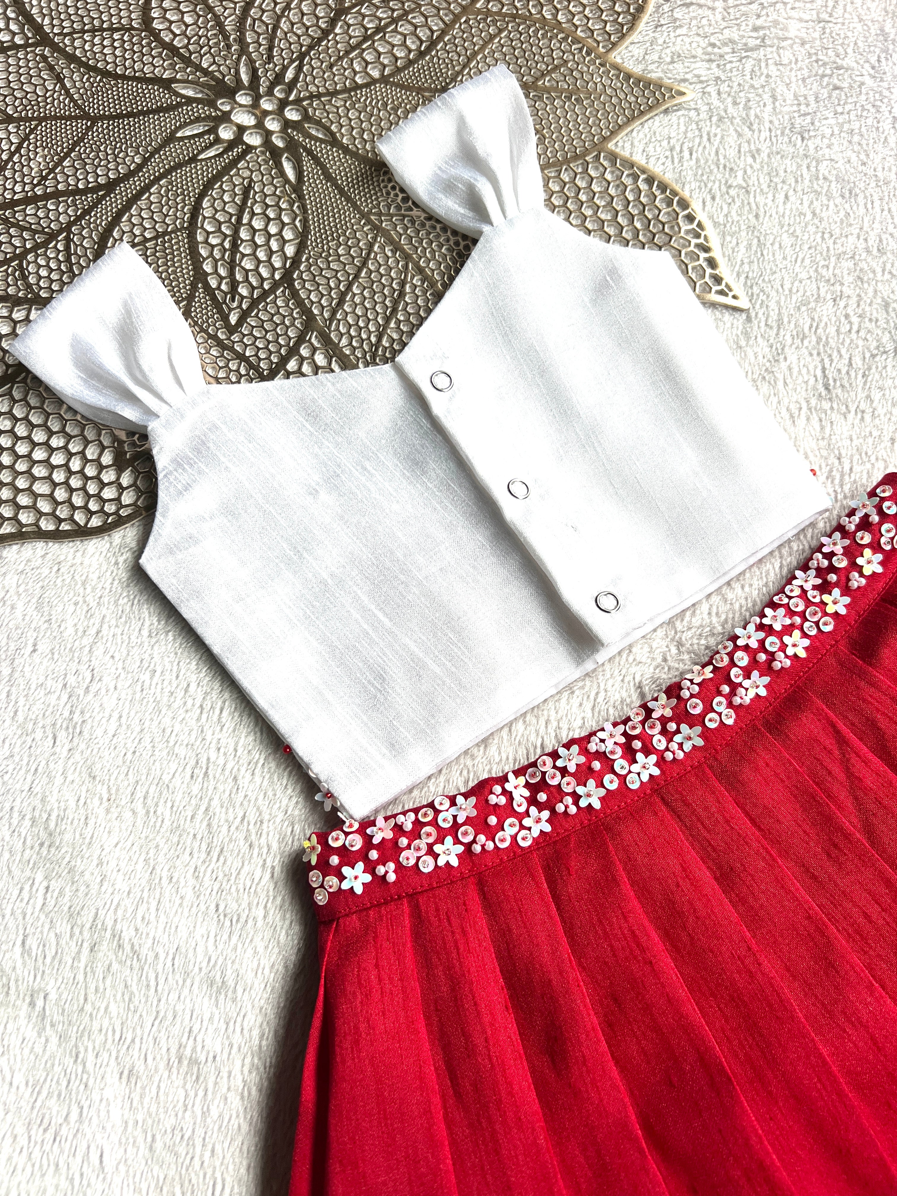 Jingle - White Red Designer Minipattu