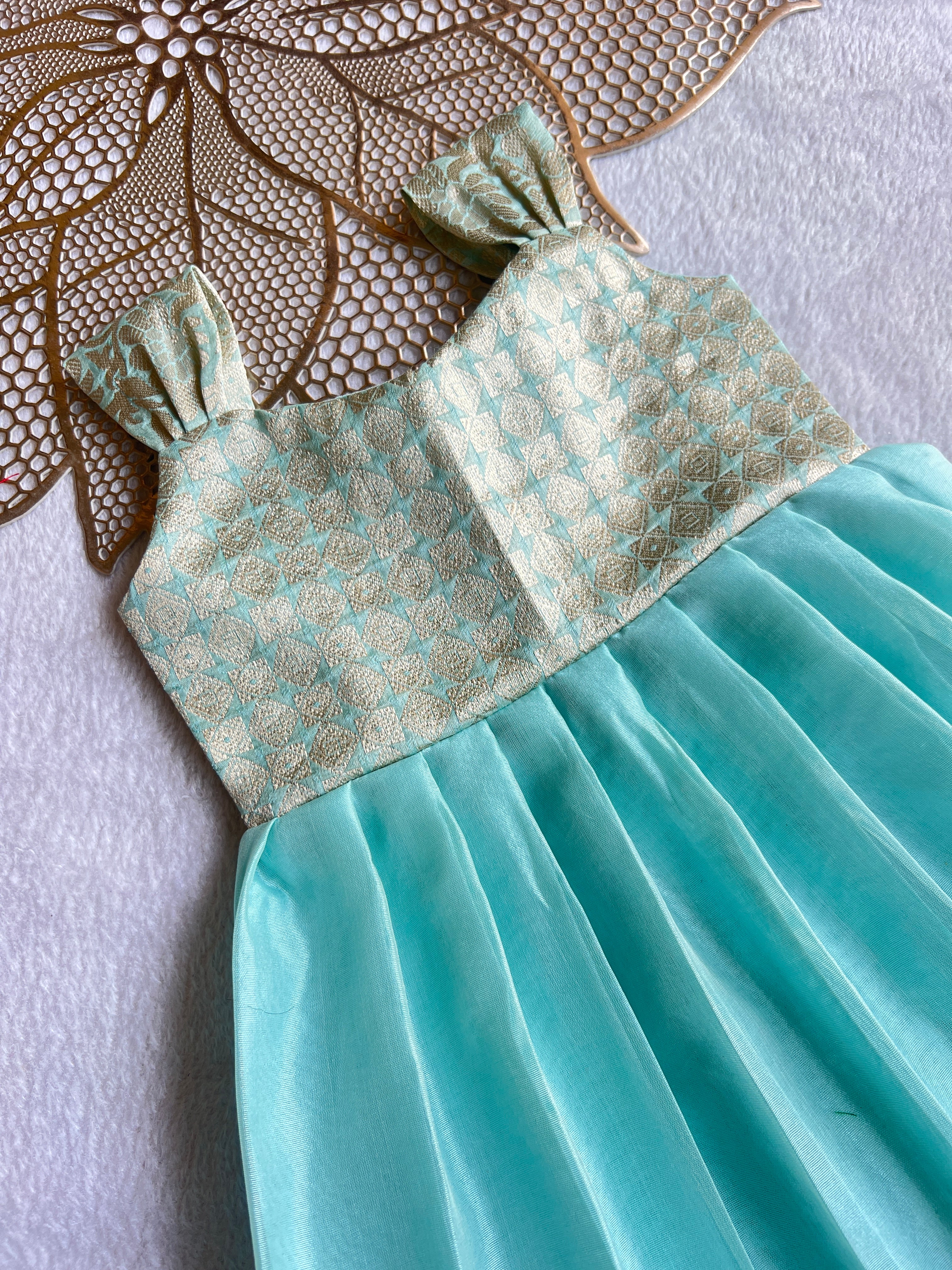 Anvika - Blue Frock Minipattu