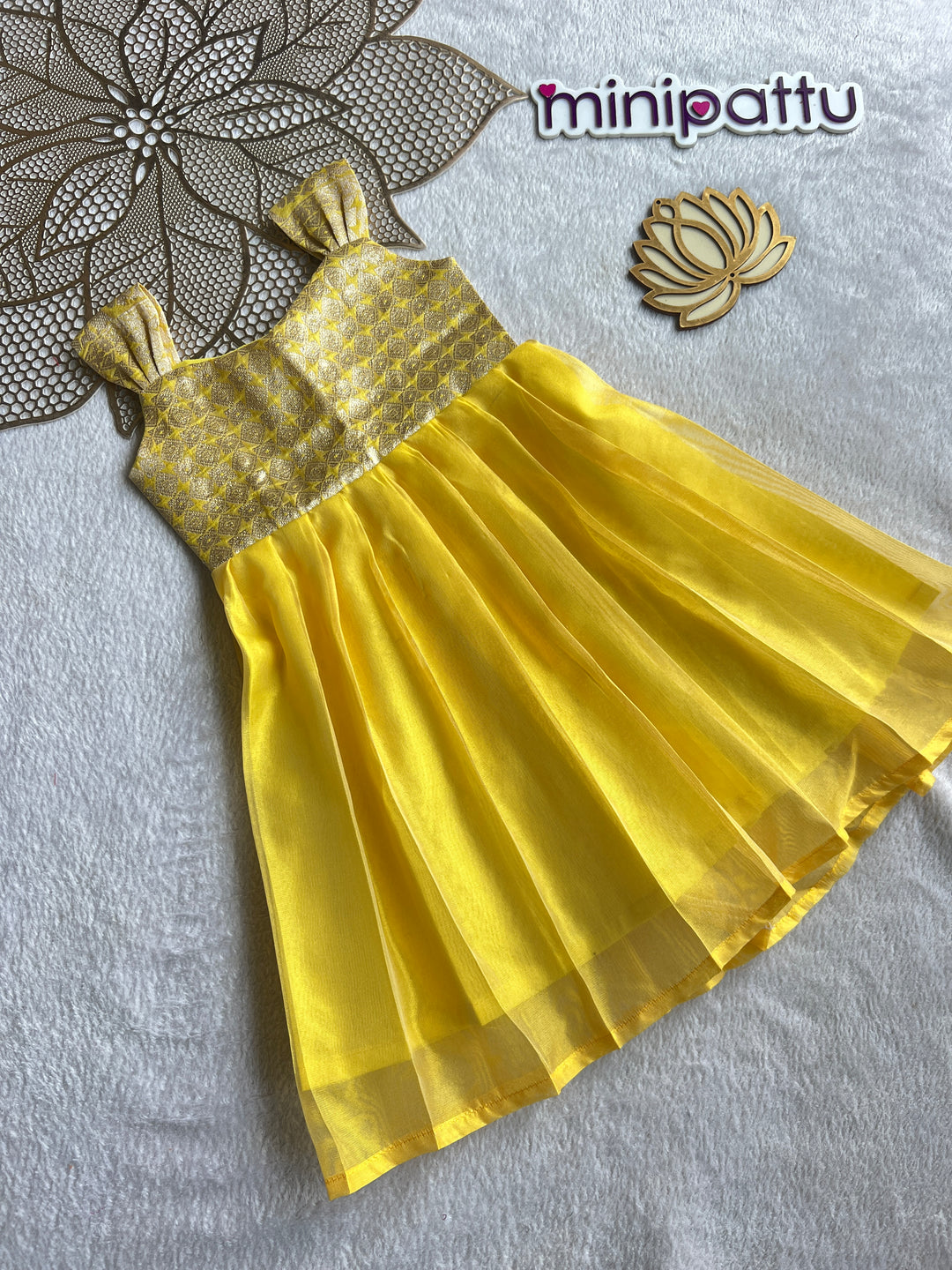 Anvika - Yellow Frock Minipattu